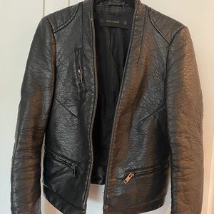 ZARA LEATHER JACKET S
